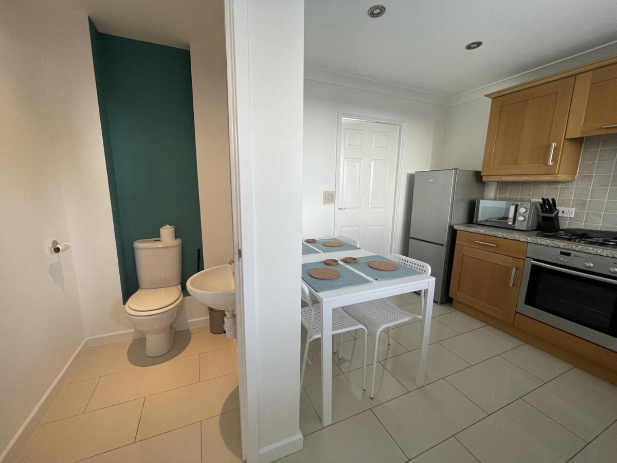 Comfortable Home W Private Parking Charlestown Charlestown  Exterior foto